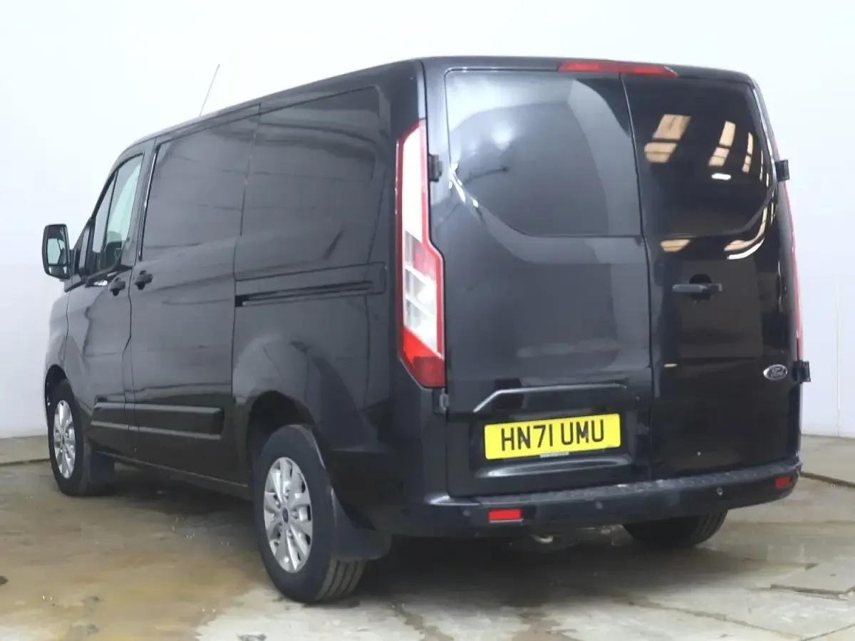 Used Ford Transit Custom Limited 130 HP (95 kW) 2021 Black Van