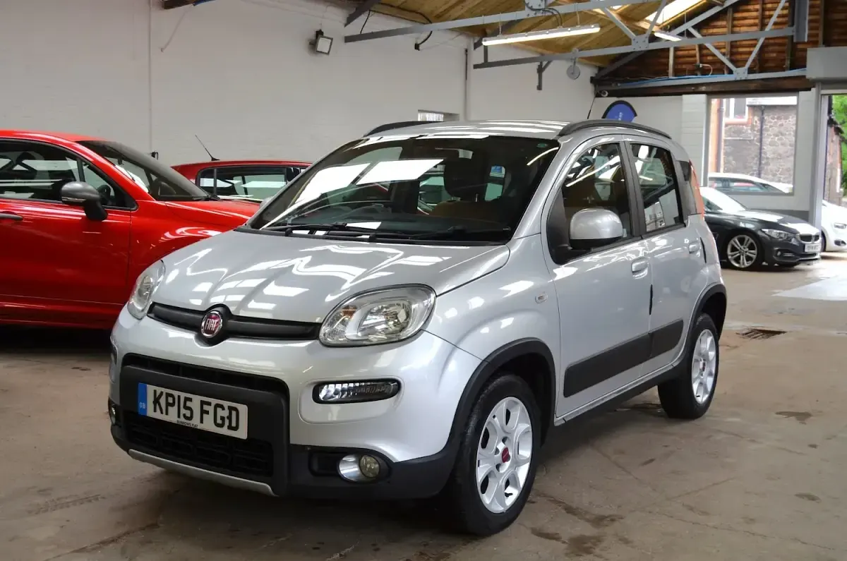 Used Fiat Panda Trekking 85 HP (62 kW) 2015 Silver Hatchback