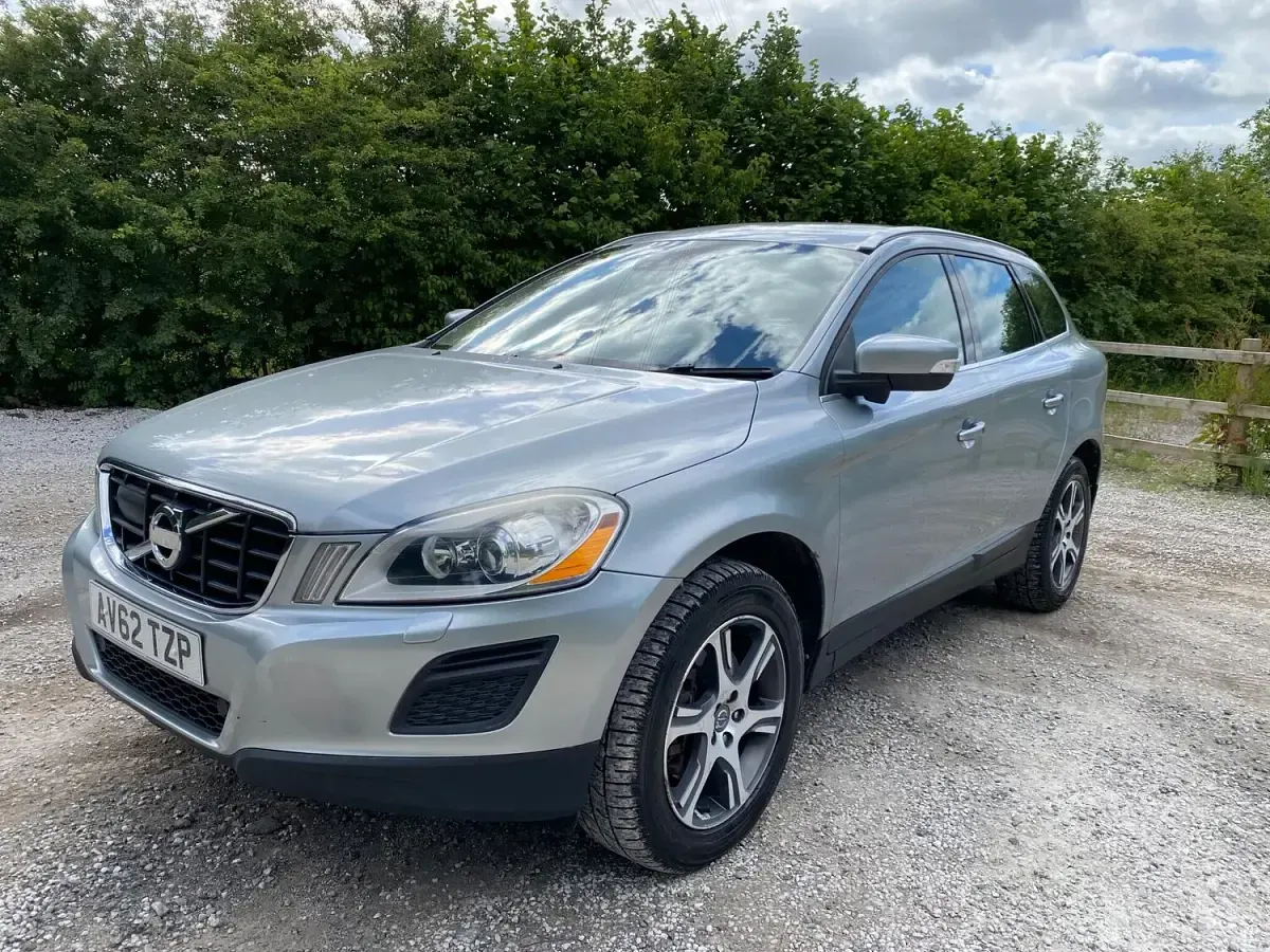 Used Volvo XC60 SE Lux 2012 Silver SUV