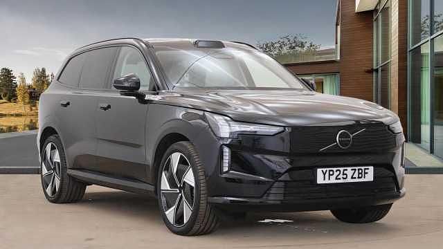 New 2025 Volvo EX90 Ultra SUV | £69,950 (Good price) - Image 1/4
