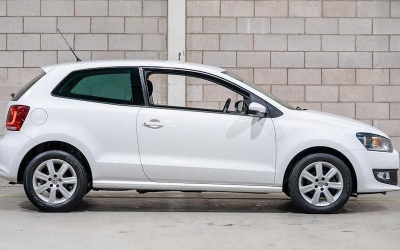Used VW Polo Edition 86 HP (63 kW) 2013 White Hatchback