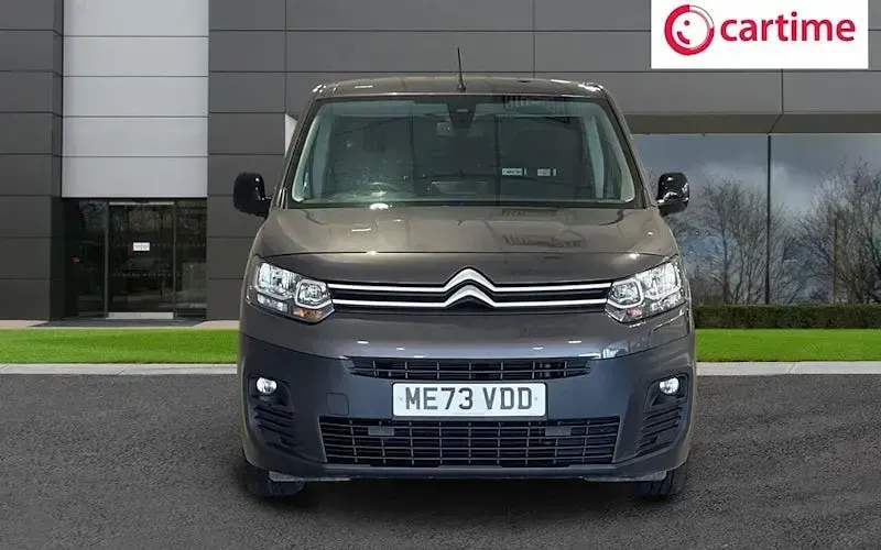 Used Citroën Berlingo 102 HP (75 kW) 2023 Grey MPV