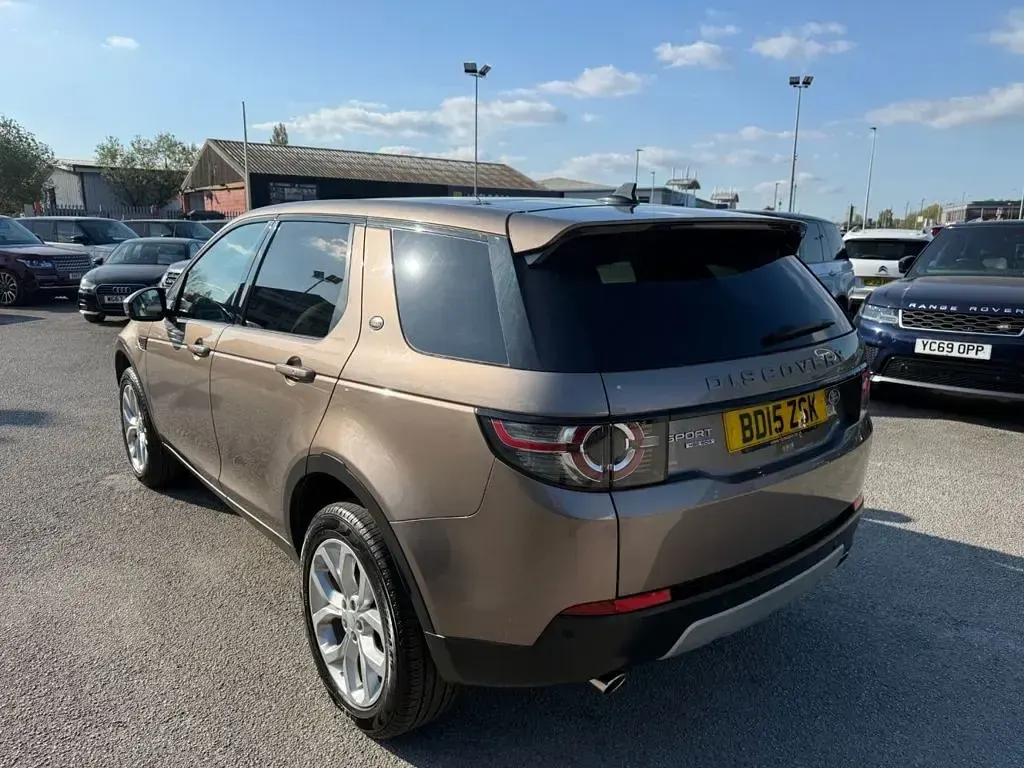 Used Land Rover Discovery Sport HSE 190 HP (139 kW) 2015 Brown SUV
