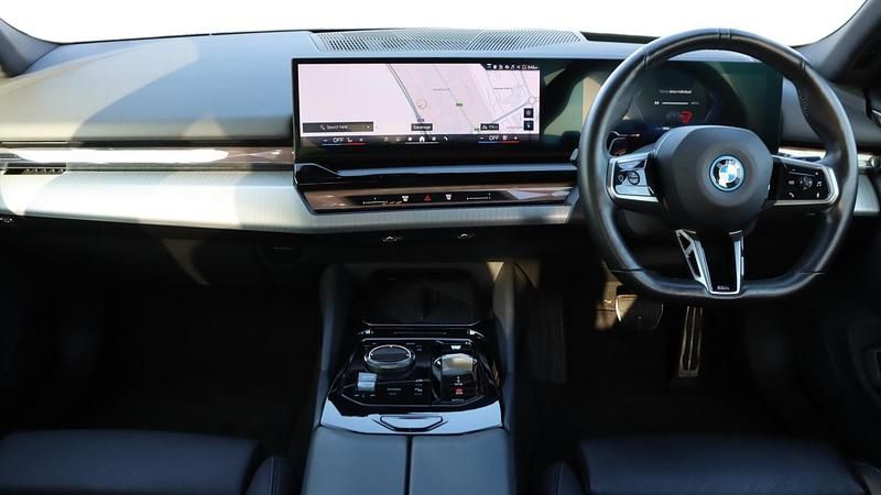 Used BMW i5 M Sport 246 kW (335 HP) 2024 Grey