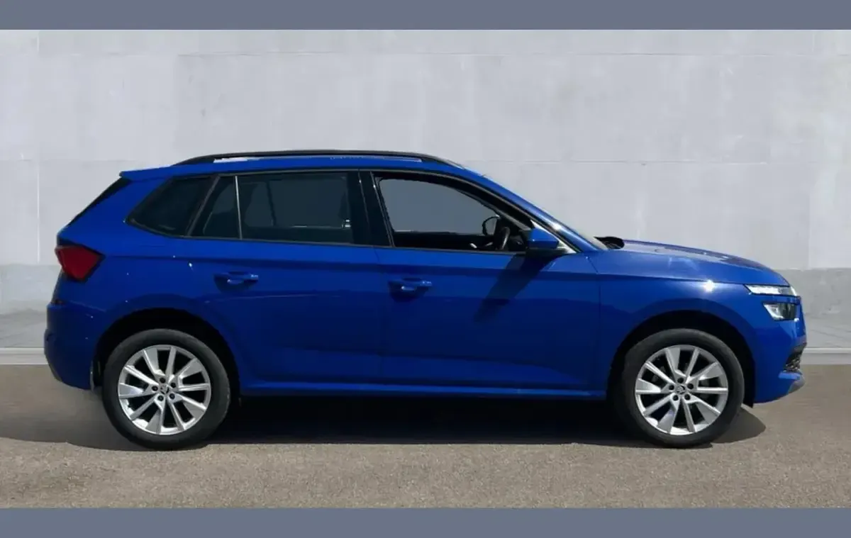 Gebraucht Skoda Kamiq SE 115 PS (84 kW) 2024 Blau SUV