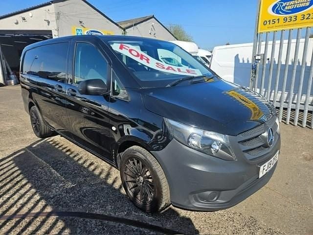 Begagnad Mercedes Vito 2019 Vit Van