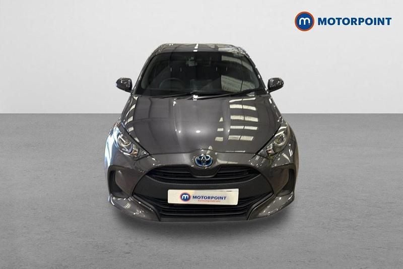 Second-hand Toyota Yaris Hybrid 2024 Gri Hatchback