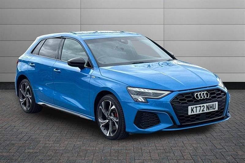 Used Audi A3 e-tron Competition 245 HP (180 kW) 2023 Blue Hatchback