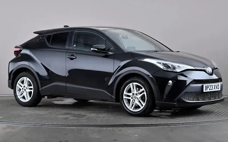 Used Toyota C-HR 122 HP (89 kW) 2023 SUV