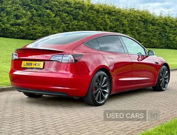 Used Tesla Model 3 Performance 461 kW (627 HP) 2019 Red Sedan
