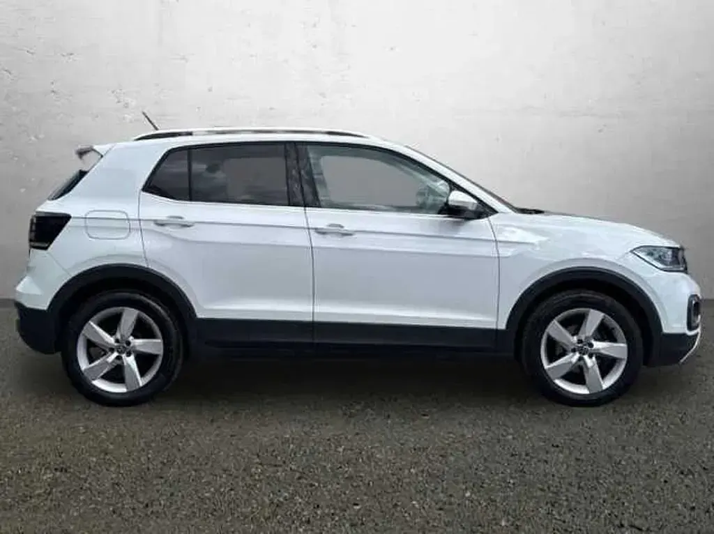 Used VW T-Cross SEL 110 HP (80 kW) 2022 White SUV