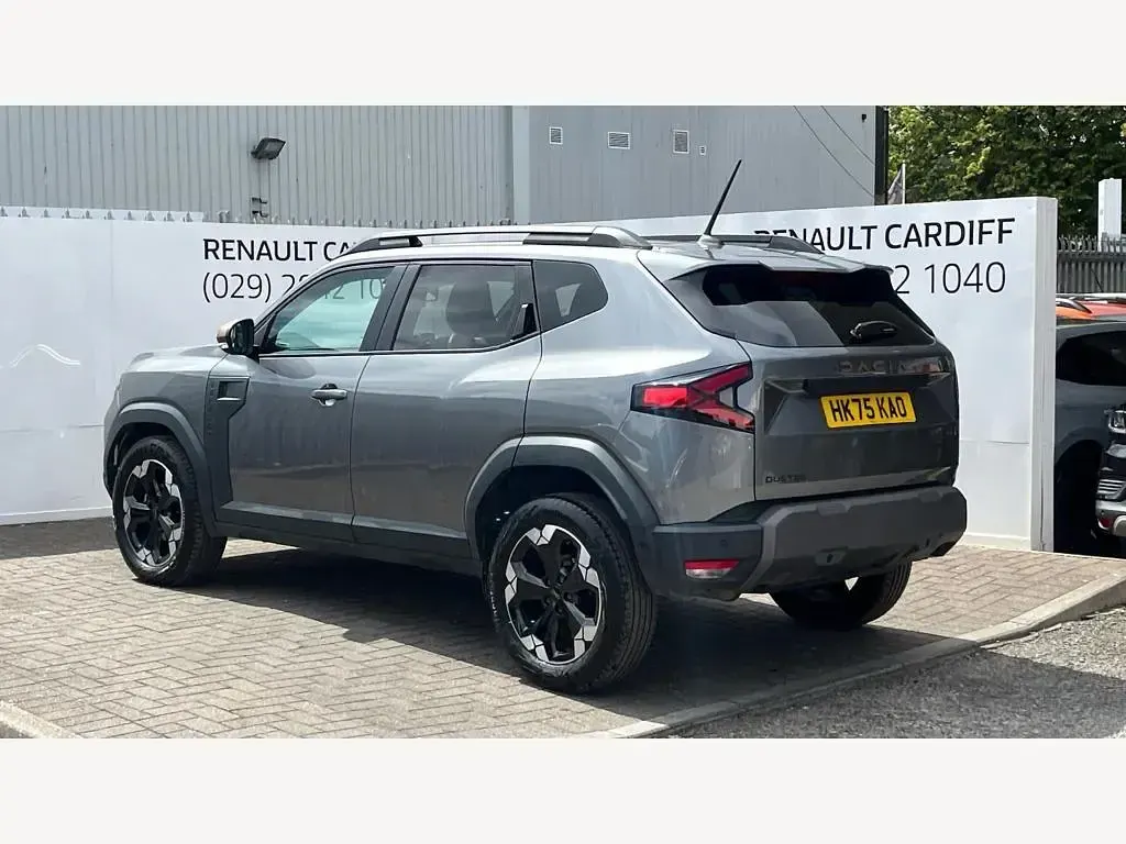 Used Dacia Duster Extreme 130 HP (95 kW) 2025 Grey SUV