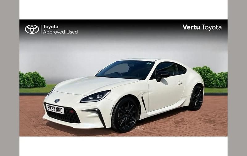 Used Toyota GR86 235 HP (172 kW) 2023 White Coupe