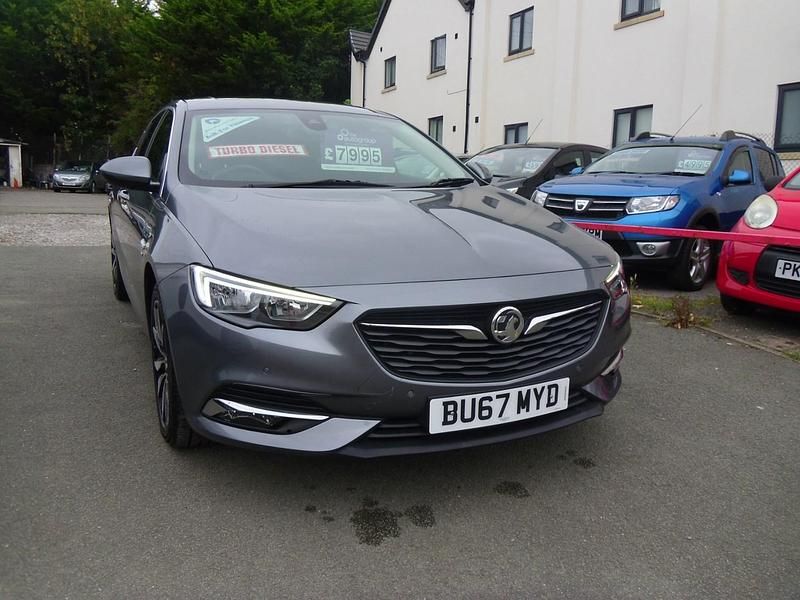 Grey Used 2017 Vauxhall Insignia SRi Hatchback | £7,995 (Fair price) - Image 1/4