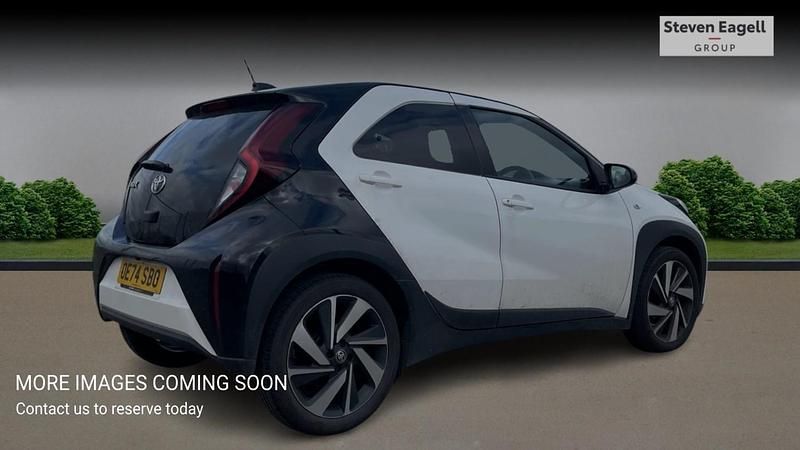 Used Toyota Aygo X 2024 White SUV