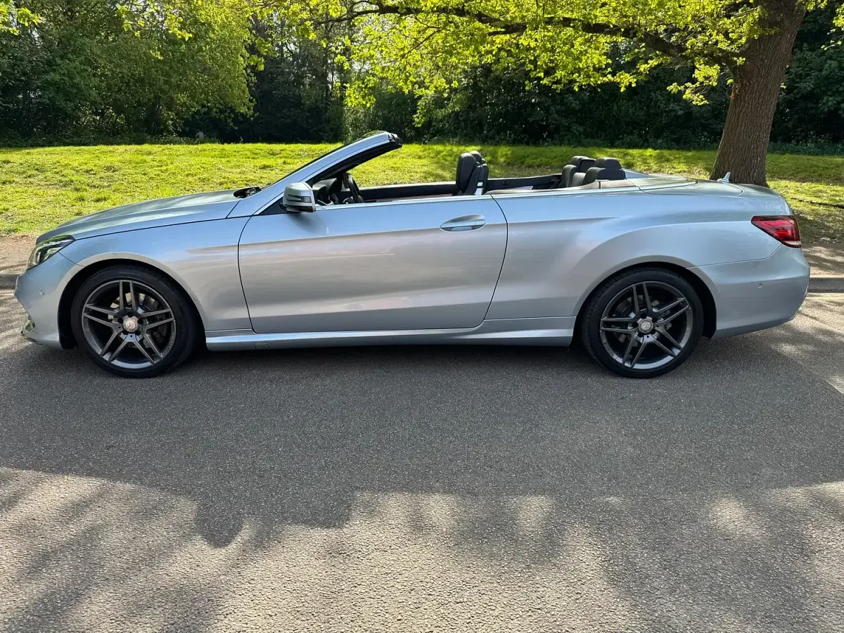 Used Mercedes E220 AMG line 177 HP (130 kW) 2016 Silver metallic Cabriolet