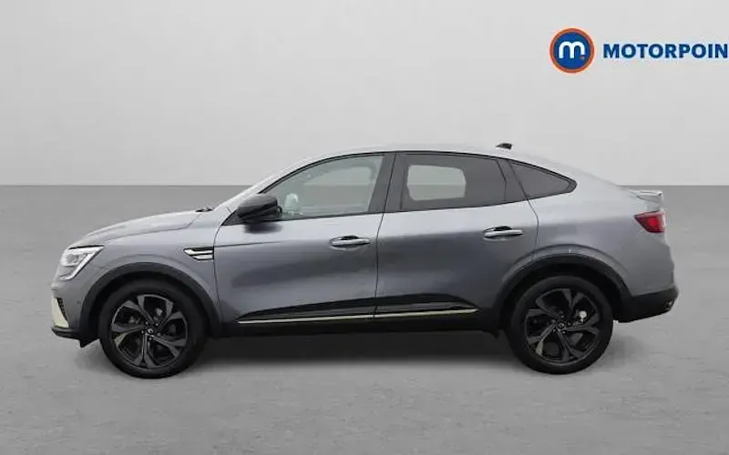 Used Renault Arkana Engineered 143 HP (105 kW) 2023 Black SUV