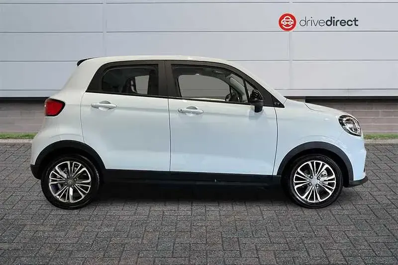 New Leapmotor T03 69 kW (95 HP) 2025 Blue Hatchback
