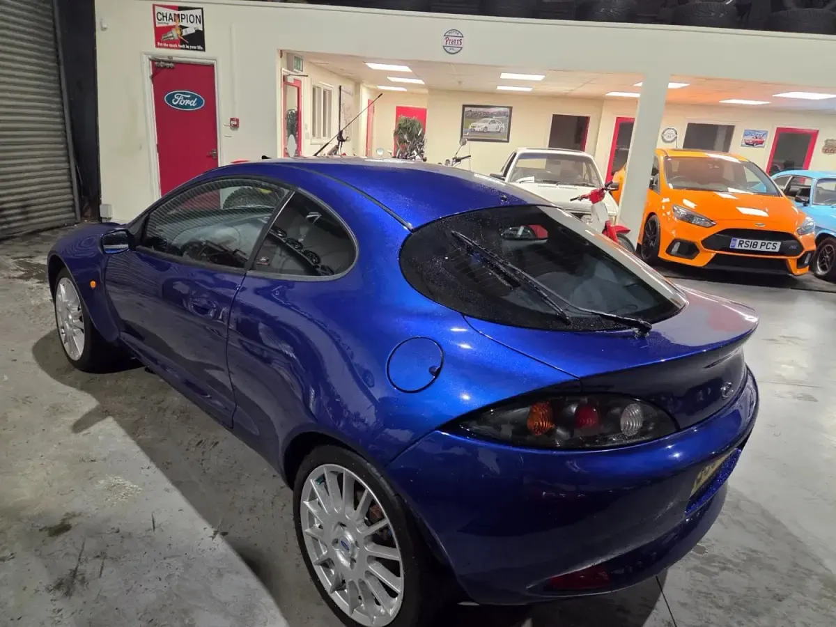 Usado Ford Puma 125 HP (91 kW) 2000 Azul Citadino
