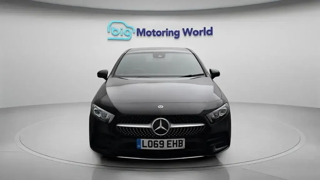 Used Mercedes A180 Executive 116 HP (85 kW) 2019 Black Sedan