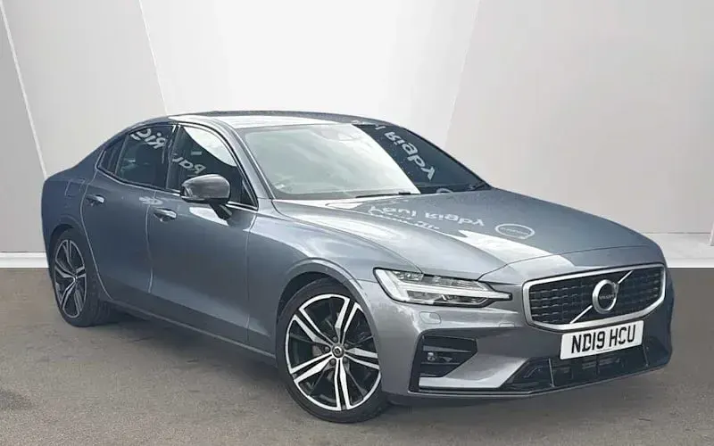 Used Volvo S60 R-Design 250 HP (183 kW) 2019 Sedan