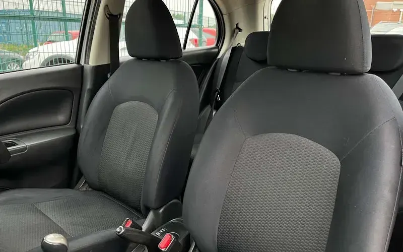 Used Nissan Micra Visia 80 HP (58 kW) 2011 Silver Hatchback