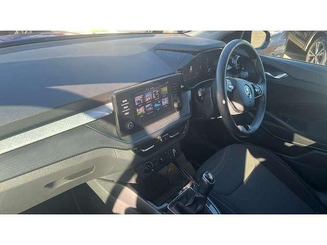 Image 2/4