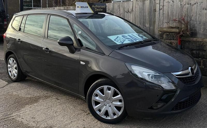 Used Vauxhall Zafira 2015 Grey MPV