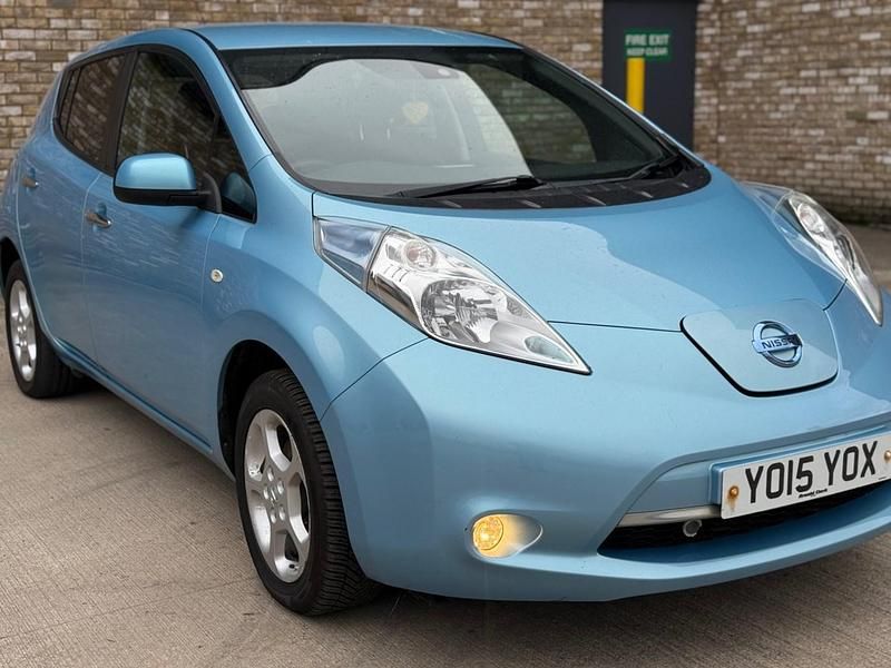 Used Nissan Leaf Acenta 80 kW (109 HP) 2015 Blue Hatchback
