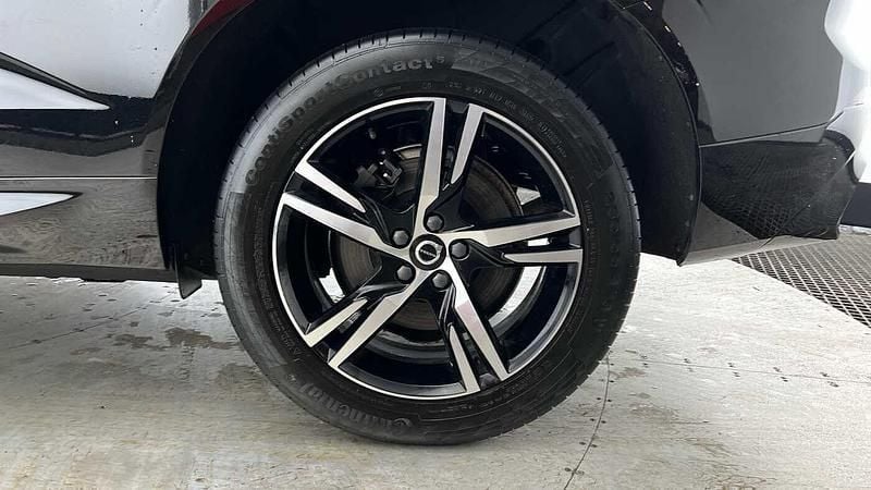 Used Volvo XC60 R-Design 2021 Black SUV