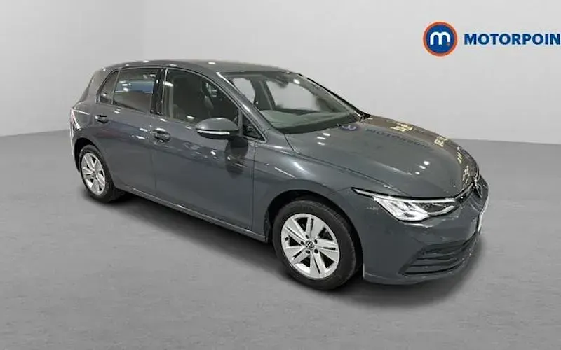 Used VW Golf VIII Life 110 HP (80 kW) 2023 Hatchback