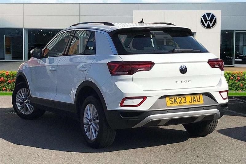 Used VW T-Roc Life 150 HP (110 kW) 2023 White SUV