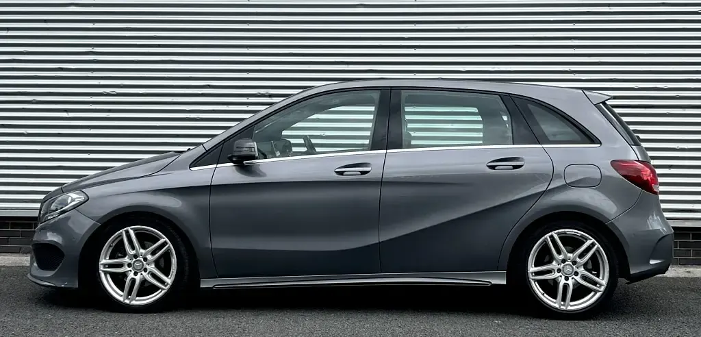 Used Mercedes B180 Executive 109 HP (80 kW) 2016 Grey Hatchback