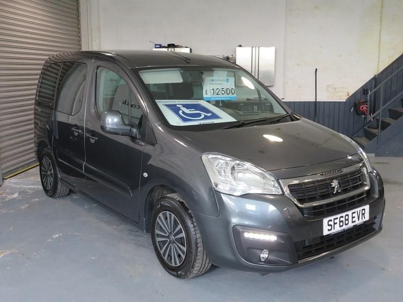 Second-hand Peugeot Partner 2018 Gri Monovolum