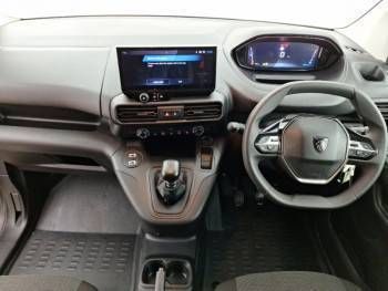 Image 3/4