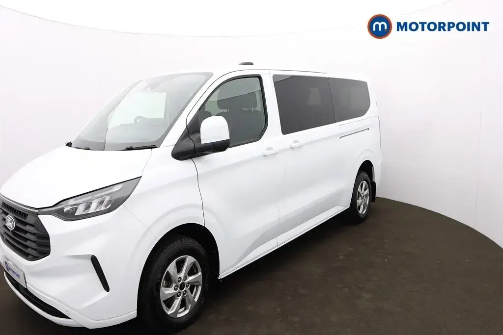 Used Ford Transit Custom Limited 136 HP (100 kW) 2025 White Estate