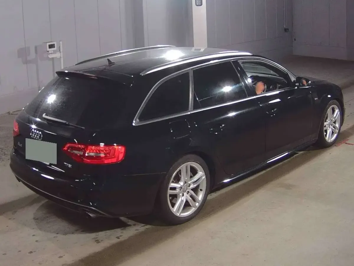 Used Audi A4 S-Line 225 HP (165 kW) 2015 Black Estate