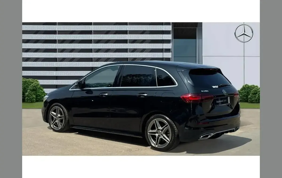 Used Mercedes B200 AMG Line Premium 177 HP (130 kW) 2023 Black Hatchback