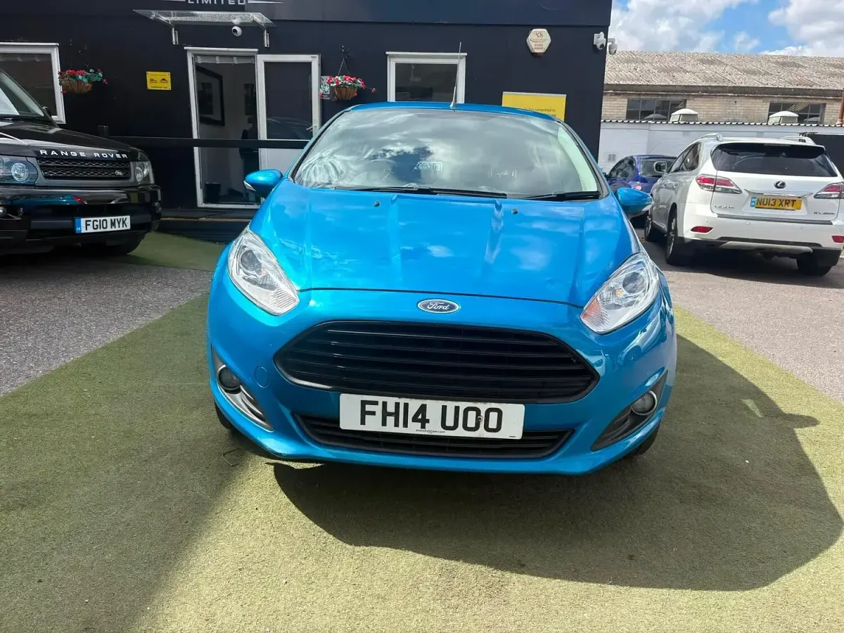 Used Ford Fiesta Zetec 2014 Blue Hatchback