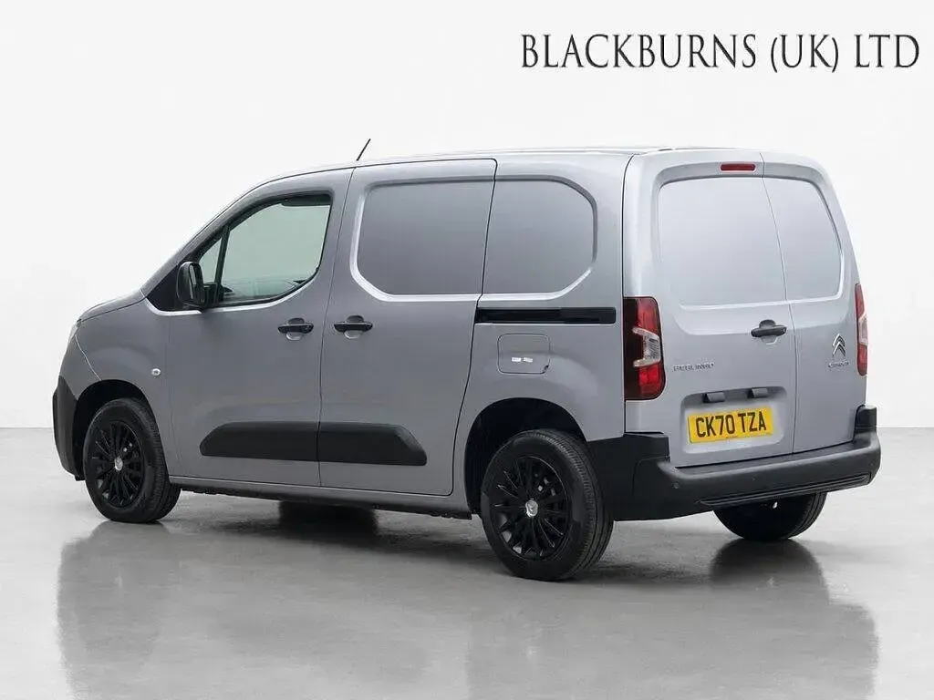 Used Citroën Berlingo Start 75 HP (55 kW) 2020 Grey MPV