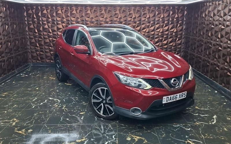 Used Nissan Qashqai Tekna 116 HP (85 kW) 2016 Red SUV