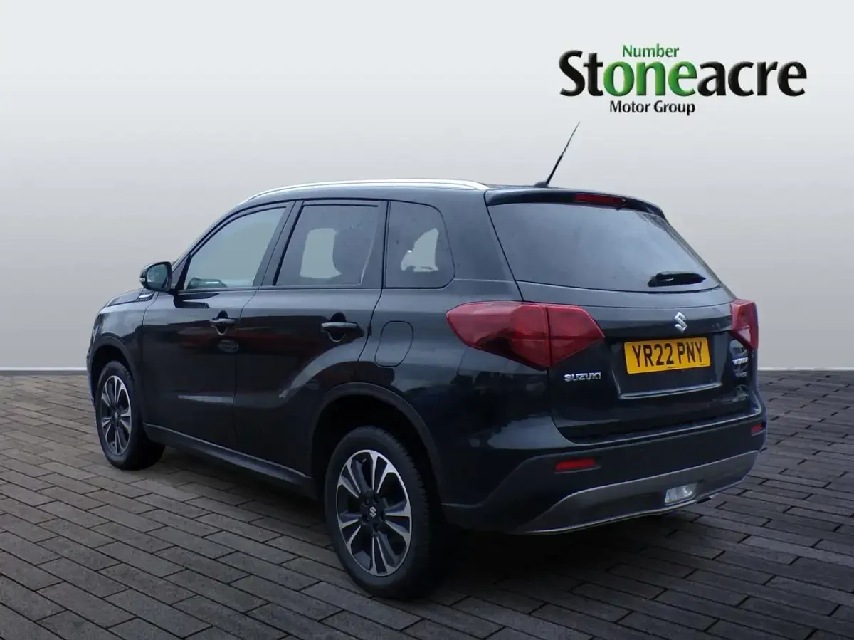 Second-hand Suzuki Vitara SZ5 116 CP (85 kW) 2022 Negru SUV