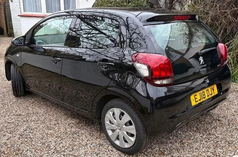 Used Peugeot 108 Active 68 HP (50 kW) 2018 Black Hatchback