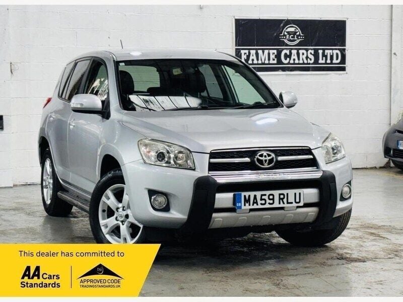 Silver Used 2009 Toyota RAV4 Multidrive S SUV | £5,000 (Fair price) - Image 1/4