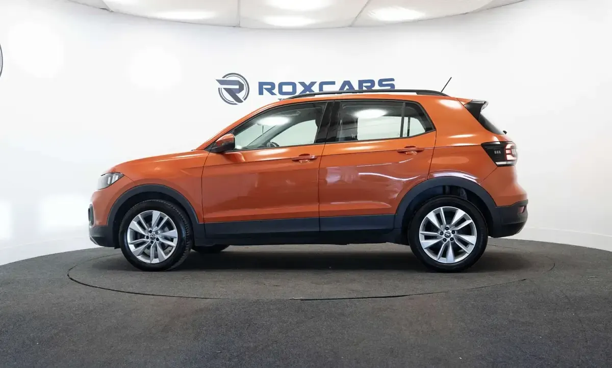 Used VW T-Cross SE 95 HP (69 kW) 2023 Orange SUV