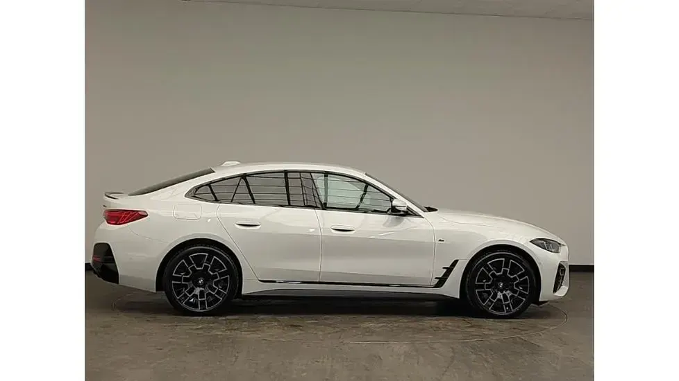 Used BMW i4 M Sport 246 kW (335 HP) 2025 White Sedan