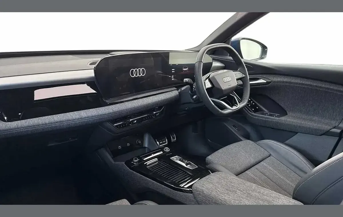 Used Audi Q6 e-tron S-Line 284 kW (387 HP) 2024 Blue SUV