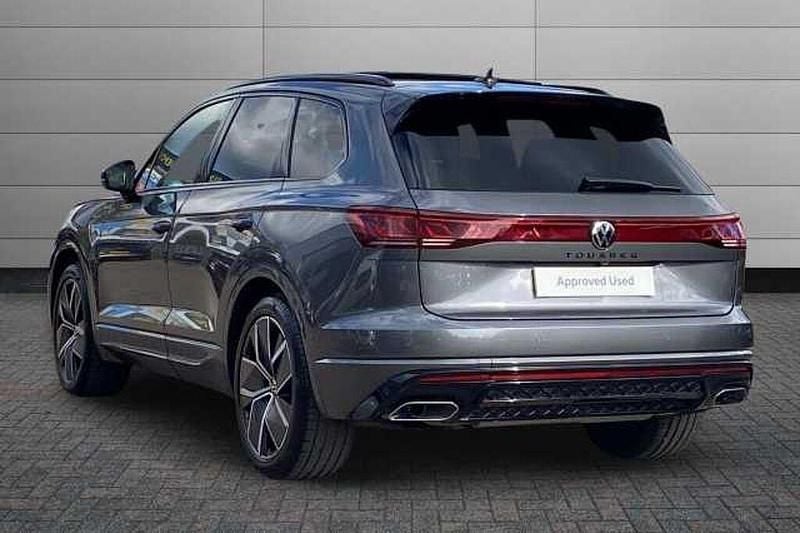 Used VW Touareg Black Edition 286 HP (210 kW) 2025 Silicon grey SUV