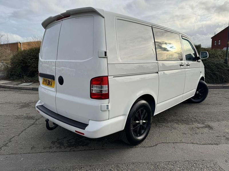 Used VW T5 102 HP (75 kW) 2011 White Van