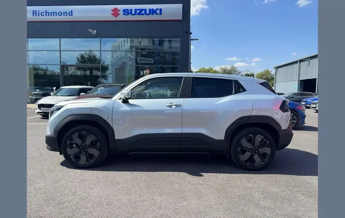 Used Suzuki e-Vitara 135 kW (184 HP) 2026 Silver SUV